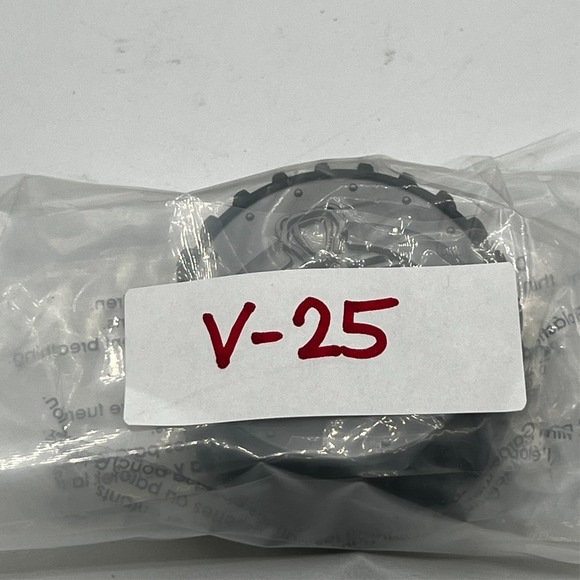 GI Joe Cobra Stun Vehicle Replacement Wheel Tire w/ Cover Vintage 1986 Hasbro - Picture 4 of 4